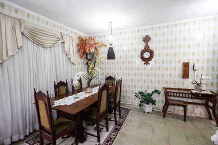 Casa à venda com 113m², 3 quartos e 2 vagasSala de jantar