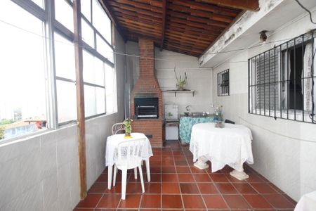 Casa à venda com 113m², 3 quartos e 2 vagasChurrasqueira