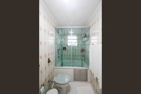 Casa à venda com 113m², 3 quartos e 2 vagasBanheiro da Suíte