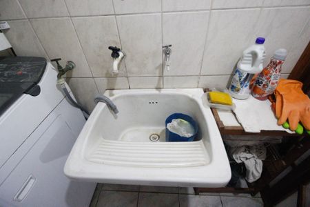 Casa à venda com 113m², 3 quartos e 2 vagasÁrea de serviço