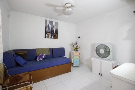 Casa à venda com 113m², 3 quartos e 2 vagasQuarto de serviço