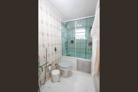 Casa à venda com 113m², 3 quartos e 2 vagasBanheiro da Suíte