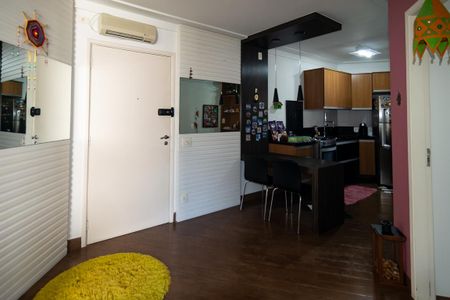 Sala de apartamento à venda com 2 quartos, 63m² em Bela Vista, São Paulo