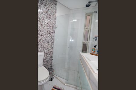 Apartamento à venda com 63m², 2 quartos e 1 vaga Apartamento à venda com 63m², 2 quartos e 1 vagaBanheiro Social