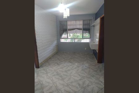 Sala de apartamento à venda com 2 quartos, 68m² em São Lourenço, Niterói