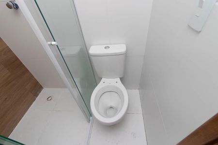 Banheiro de apartamento para alugar com 1 quarto, 41m² em Vila Constança, São Paulo