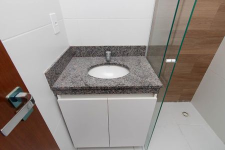 Banheiro de apartamento para alugar com 1 quarto, 41m² em Vila Constança, São Paulo