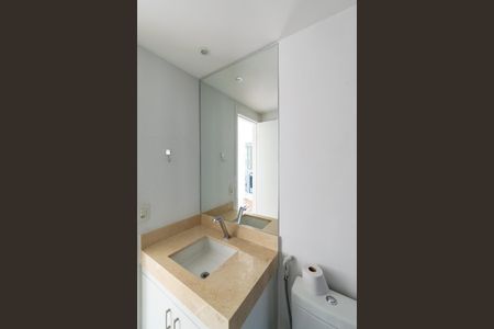 Apartamento para alugar com 65m², 2 quartos e 1 vaga Apartamento para alugar com 65m², 2 quartos e 1 vagaBanheiro Social