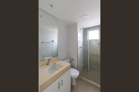 Apartamento para alugar com 65m², 2 quartos e 1 vaga Apartamento para alugar com 65m², 2 quartos e 1 vagaBanheiro da Suíte