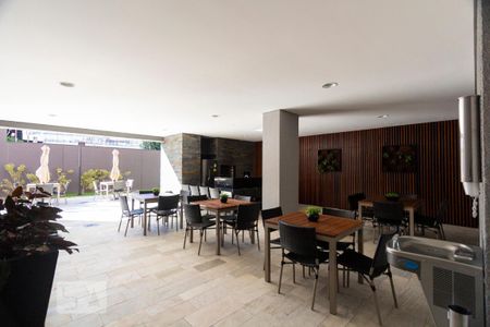 Apartamento para alugar com 65m², 2 quartos e 1 vaga Apartamento para alugar com 65m², 2 quartos e 1 vagaÁrea comum - Churrasqueira