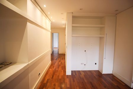 Apartamento à venda com 420m², 4 quartos e 4 vagasSala 2