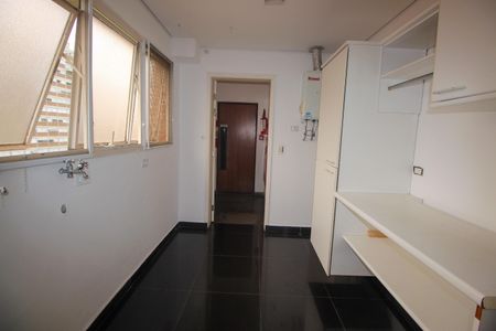 Apartamento à venda com 420m², 4 quartos e 4 vagasÁrea de Serviço