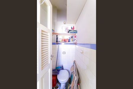 Apartamento à venda com 60m², 2 quartos e sem vaga Apartamento à venda com 60m², 2 quartos e sem vagaQuarto de Serviço