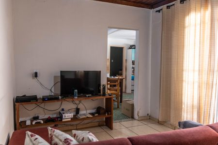 Sala de casa para alugar com 2 quartos, 140m² em Salgado Filho, Belo Horizonte