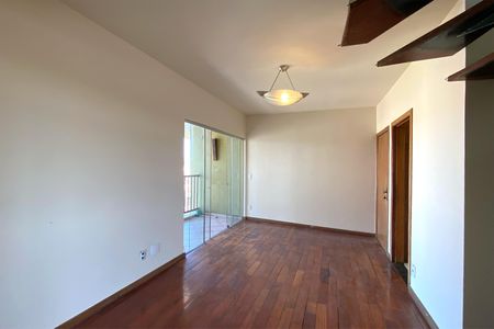 Apartamento para alugar com 178m², 2 quartos e 2 vagasSala