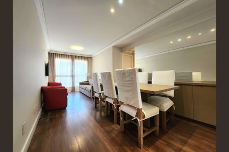 Apartamento para alugar com 76m², 3 quartos e 2 vagas Apartamento para alugar com 76m², 3 quartos e 2 vagasSala