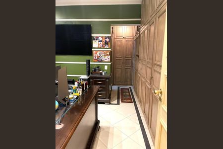 Apartamento para alugar com 320m², 5 quartos e 4 vagasEscritório