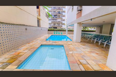 Apartamento à venda com 80m², 2 quartos e 1 vagaÁrea comum - Piscina