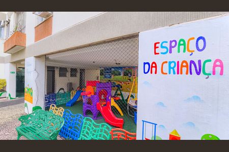 Apartamento à venda com 80m², 2 quartos e 1 vagaÁrea comum - Playground
