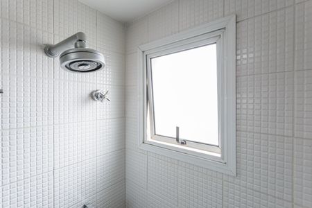 Apartamento para alugar com 76m², 1 quarto e 2 vagasBanheiro da Suíte