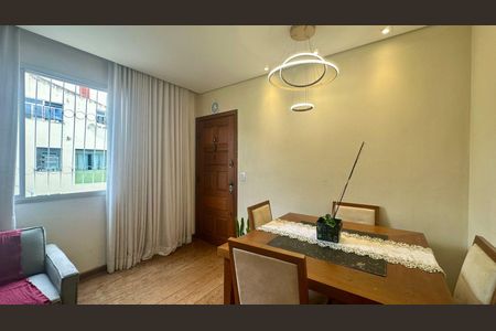 Sala de apartamento à venda com 2 quartos, 72m² em Floresta, Belo Horizonte