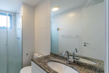 Apartamento à venda com 65m², 2 quartos e 1 vaga Apartamento à venda com 65m², 2 quartos e 1 vagaBanheiro da Suíte