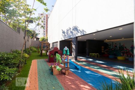 Apartamento à venda com 65m², 2 quartos e 1 vaga Apartamento à venda com 65m², 2 quartos e 1 vagaÁrea comum - Playground