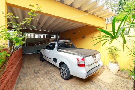 Casa à venda com 170m², 2 quartos e 2 vagas Casa à venda com 170m², 2 quartos e 2 vagasÁrea comum