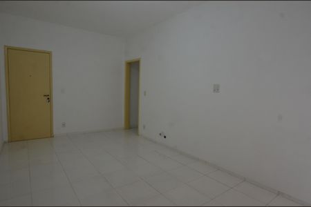 Apartamento para alugar com 80m², 2 quartos e 1 vagaSala