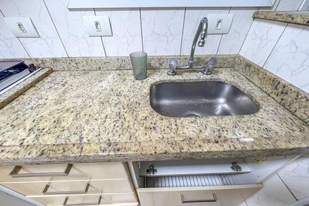 Apartamento para alugar com 96m², 2 quartos e sem vaga