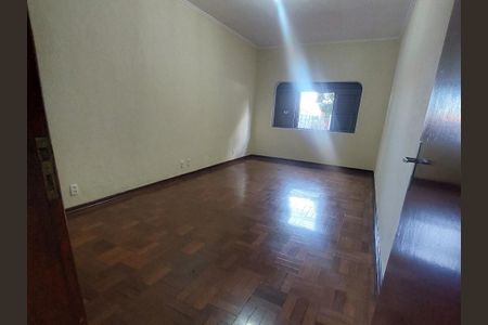 Casa à venda com 215m², 3 quartos e 2 vagas Casa à venda com 215m², 3 quartos e 2 vagasQuarto 1