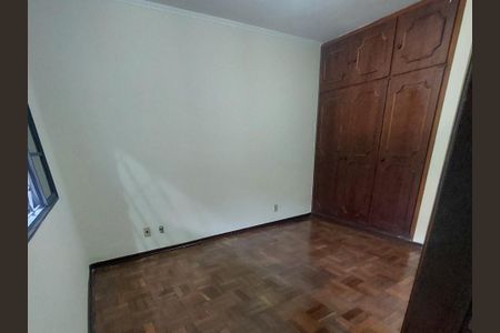Casa à venda com 215m², 3 quartos e 2 vagas Casa à venda com 215m², 3 quartos e 2 vagasSuíte