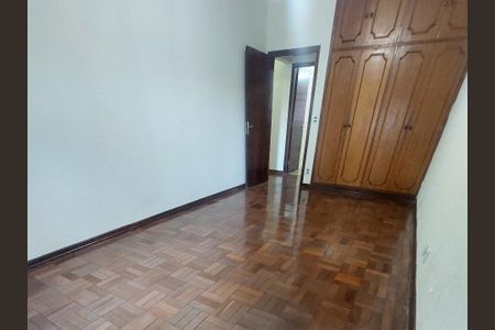 Casa à venda com 215m², 3 quartos e 2 vagas Casa à venda com 215m², 3 quartos e 2 vagasQuarto 1
