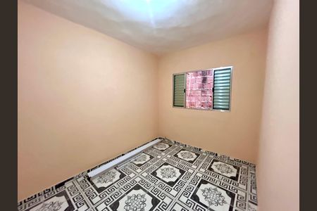 Quarto de casa para alugar com 1 quarto, 70m² em Jardim Cumbica, Guarulhos