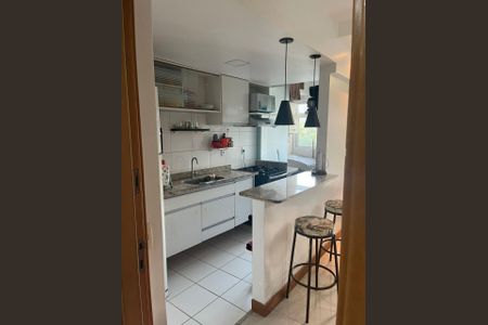 Apartamento à venda com 74m², 3 quartos e 1 vagaFoto 01