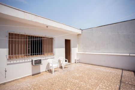 Casa à venda com 220m², 5 quartos e 2 vagasVaranda do Quarto 3