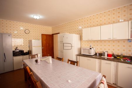 Casa à venda com 220m², 5 quartos e 2 vagasCozinha