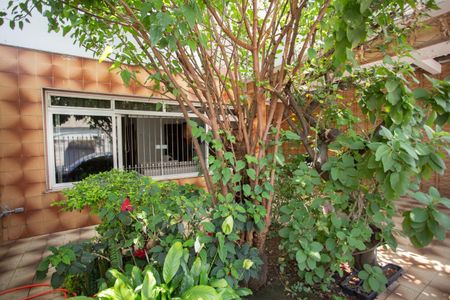 Casa à venda com 220m², 5 quartos e 2 vagasÁrea comum