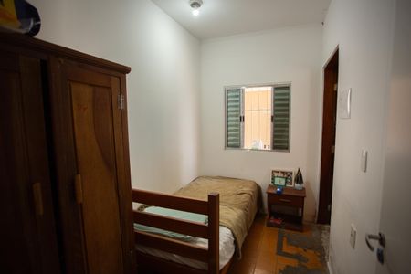 Casa à venda com 220m², 5 quartos e 2 vagasQuarto 4