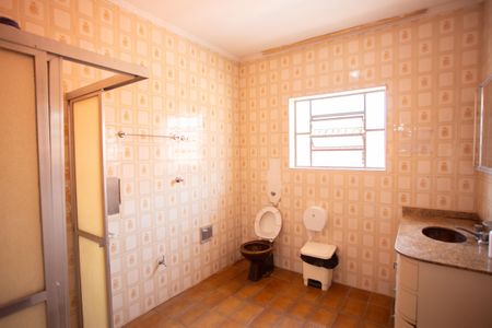 Casa à venda com 220m², 5 quartos e 2 vagasBanheiro Social