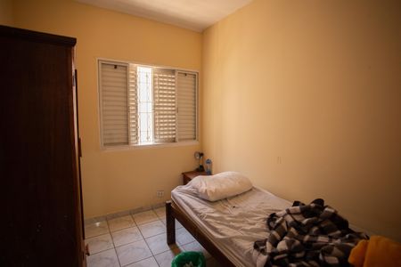 Casa à venda com 220m², 5 quartos e 2 vagasQuarto 4