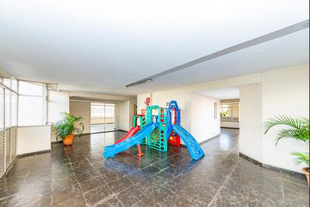 Apartamento à venda com 128m², 3 quartos e 1 vaga Apartamento à venda com 128m², 3 quartos e 1 vagaÁrea comum