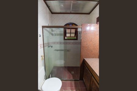 Casa de condomínio à venda com 420m², 5 quartos e 4 vagasBanheiro Social