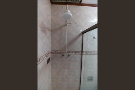 Casa de condomínio à venda com 420m², 5 quartos e 4 vagasBanheiro da Suíte