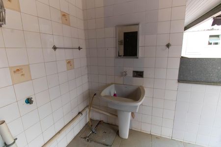 Casa de condomínio à venda com 420m², 5 quartos e 4 vagasÁrea de Serviço