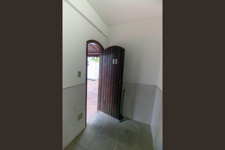 Casa de condomínio à venda com 420m², 5 quartos e 4 vagasQuarto de Serviço