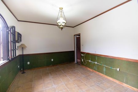 Casa de condomínio à venda com 420m², 5 quartos e 4 vagasSala