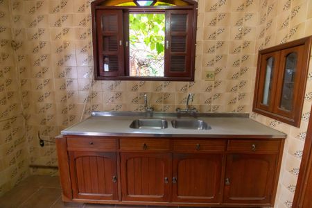 Casa de condomínio à venda com 420m², 5 quartos e 4 vagasCozinha