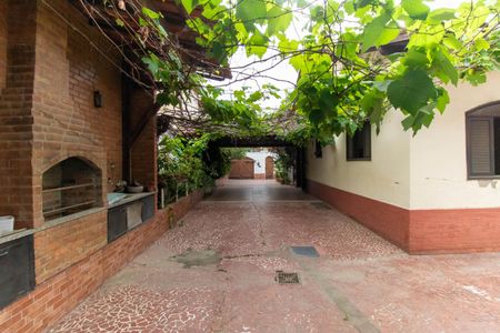 Casa de condomínio à venda com 420m², 5 quartos e 4 vagasVista da Suíte Externa