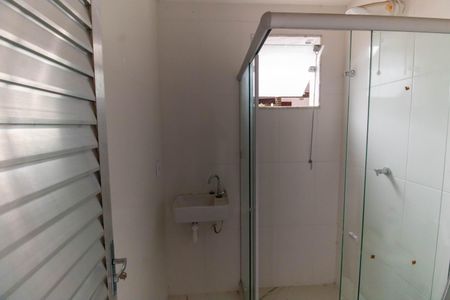 Casa de condomínio à venda com 420m², 5 quartos e 4 vagasBanheiro da Suíte Externa
